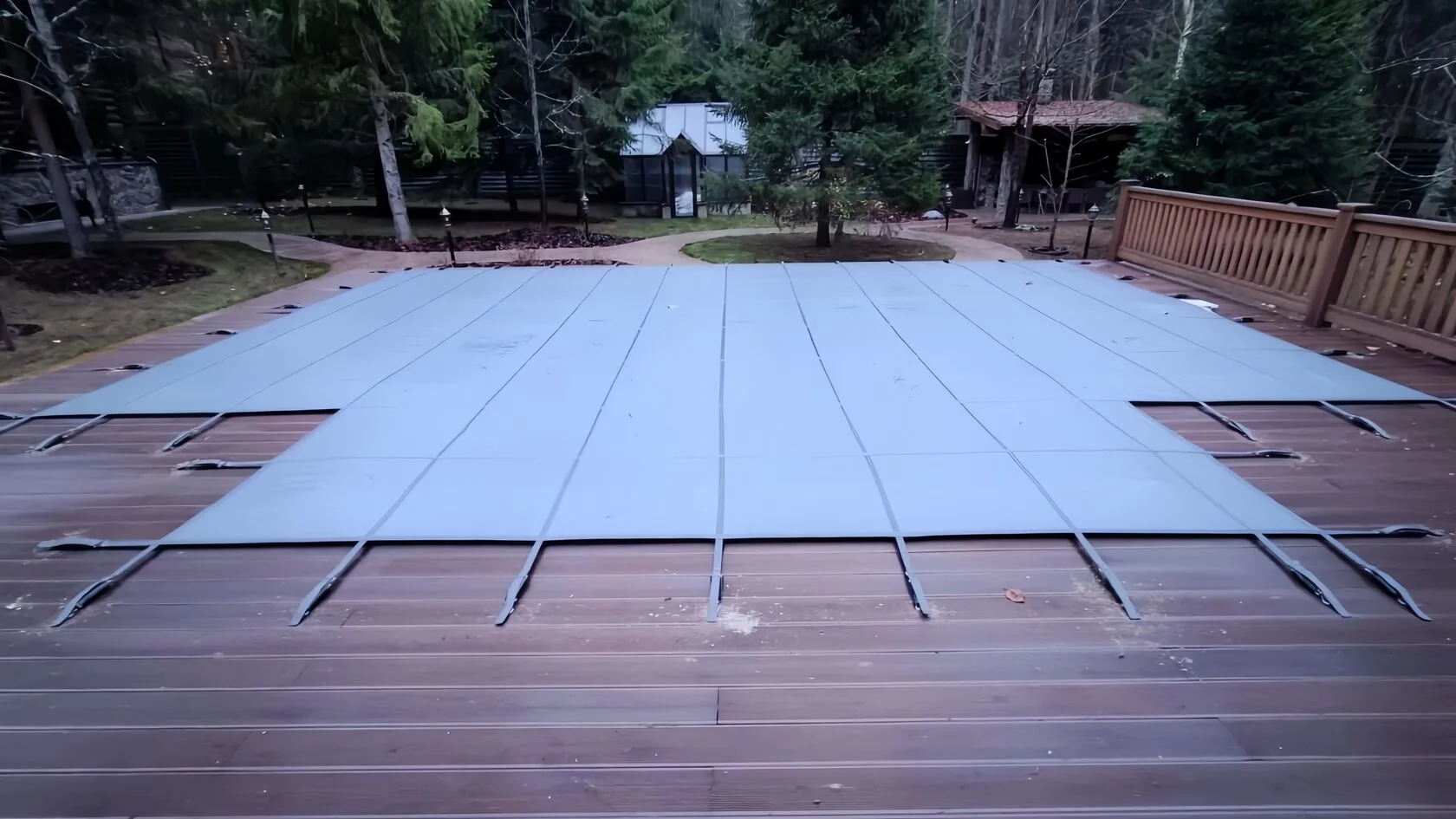 Покрывало для бассейна Laguna Cover Mesh в Дмитрове